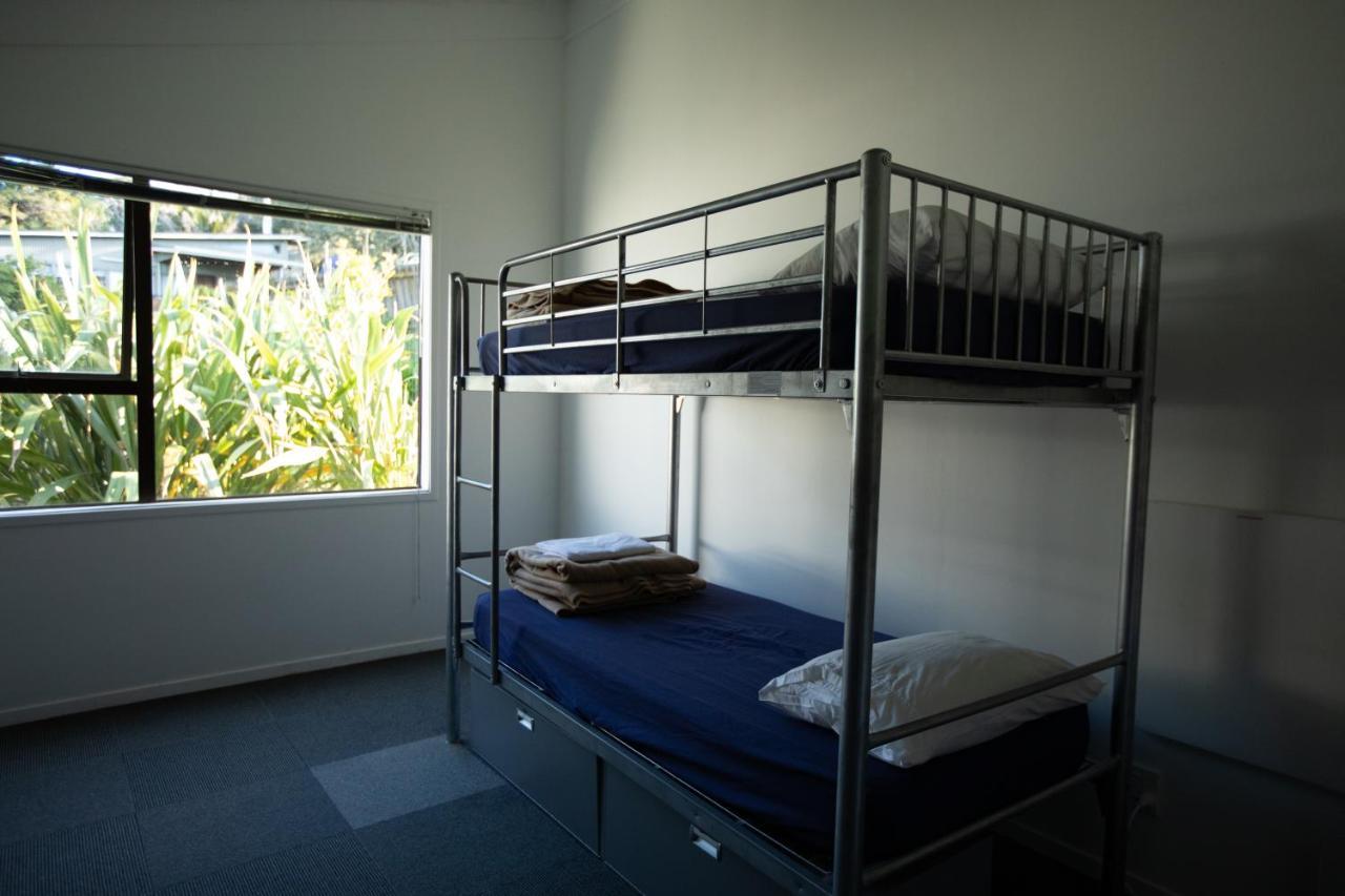 Waiheke Backpackers Hostel Onetangi Екстериор снимка
