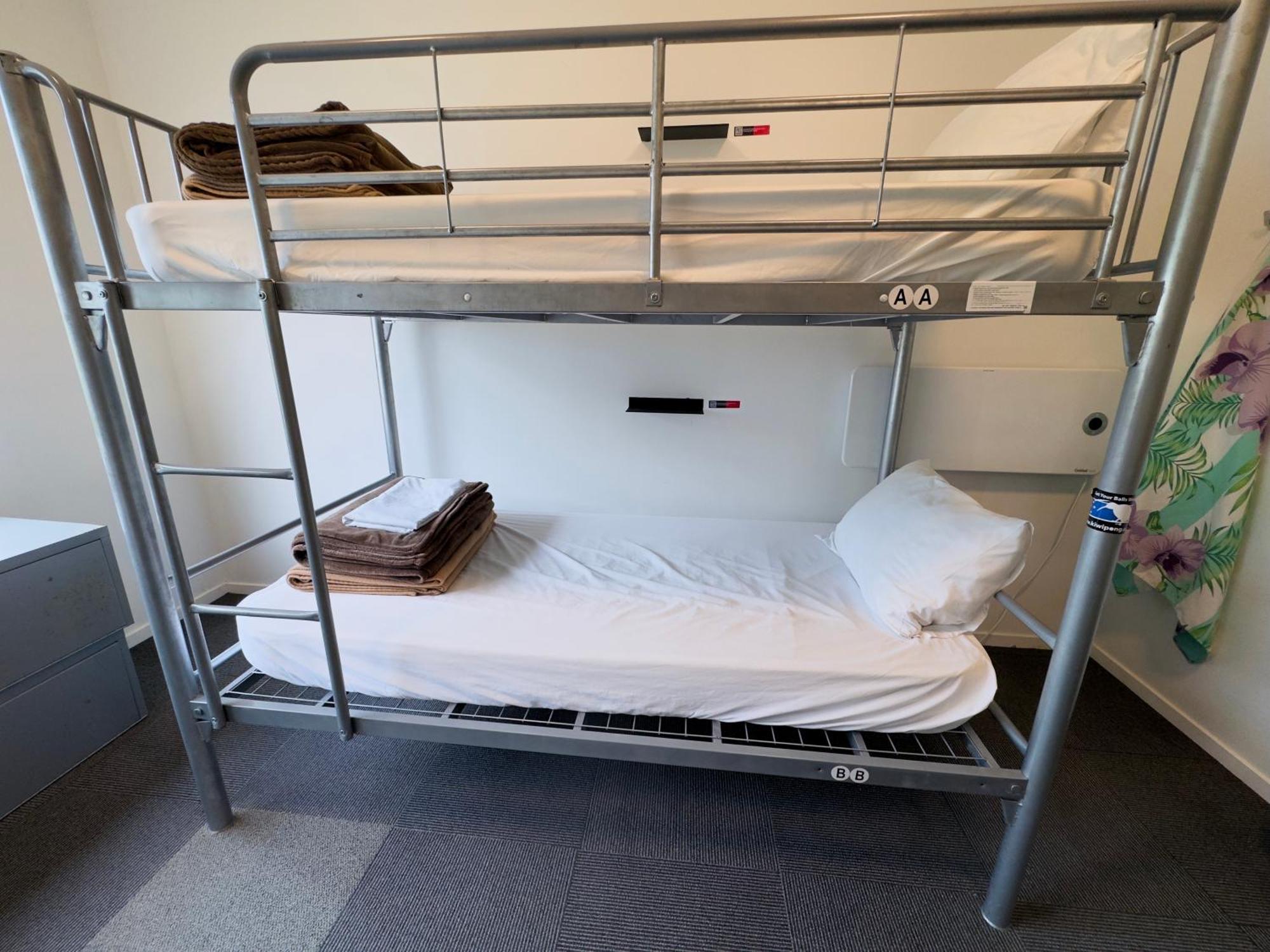 Waiheke Backpackers Hostel Onetangi Екстериор снимка
