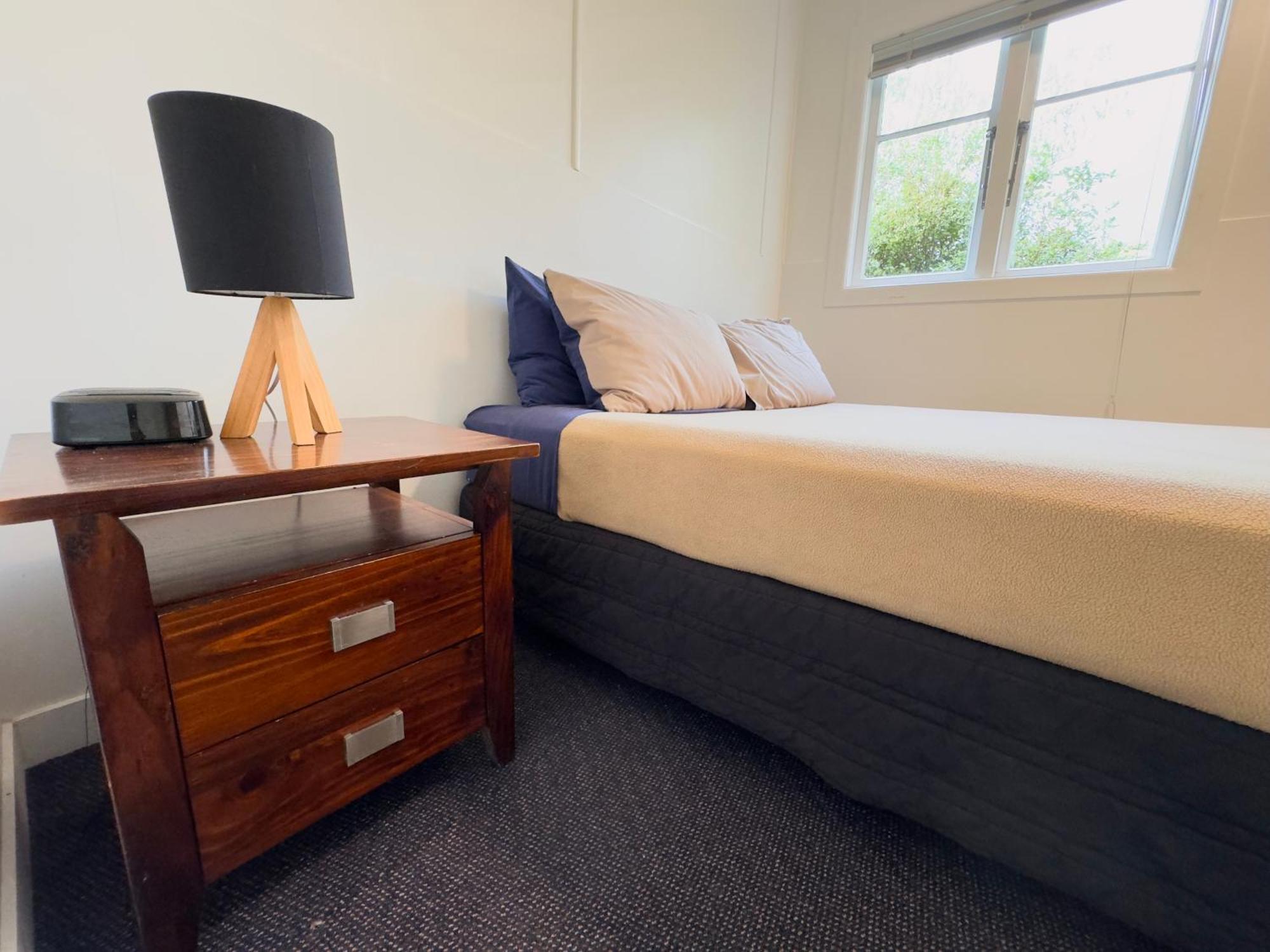 Waiheke Backpackers Hostel Onetangi Екстериор снимка