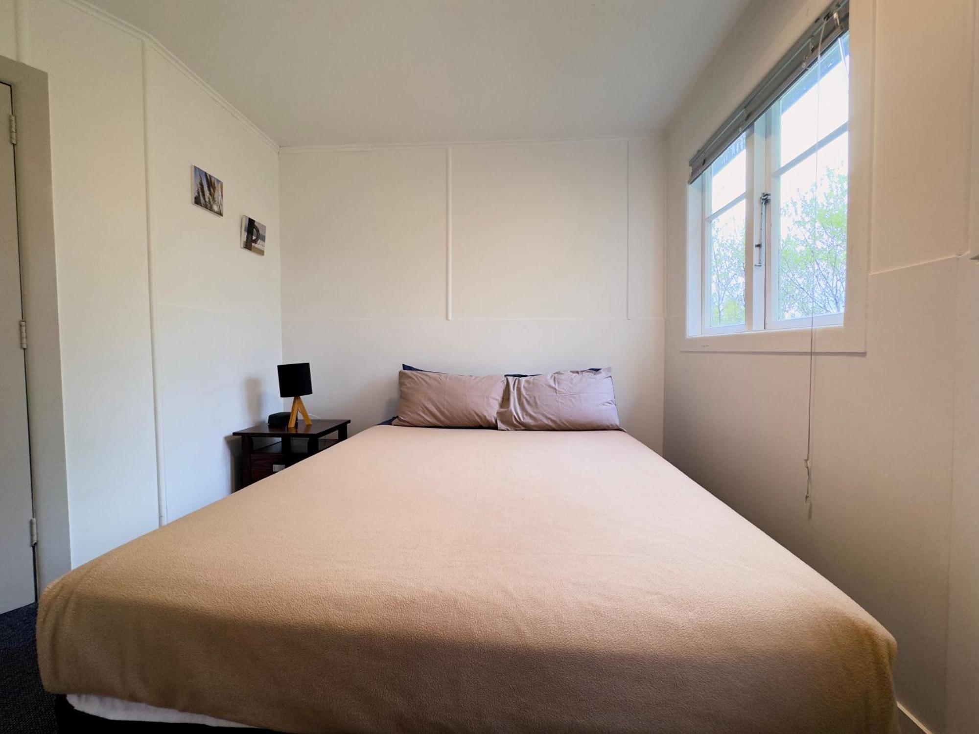 Waiheke Backpackers Hostel Onetangi Екстериор снимка